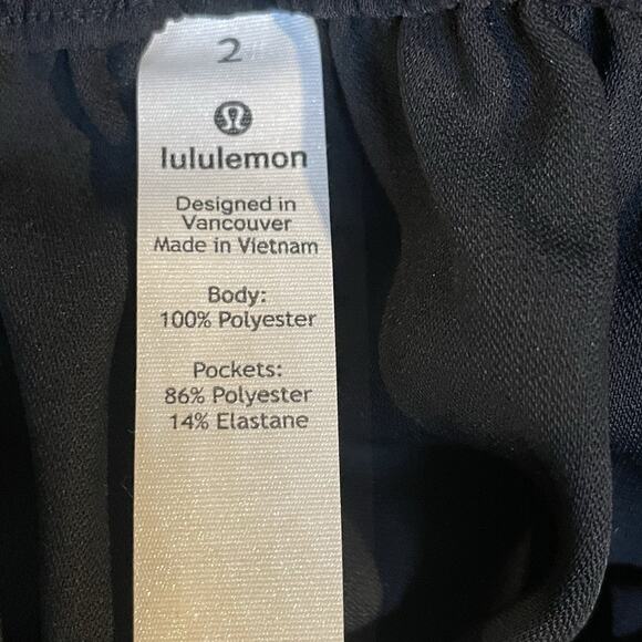 Lululemon Pants Womens 2 Black Noir Crop Wide Leg Waist Tie Mid Rise Pleated - Picture 3 of 10